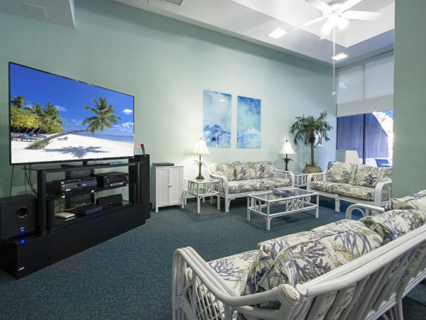 Beautiful Two Bedroom Vacation Rental Condo in Siesta Key